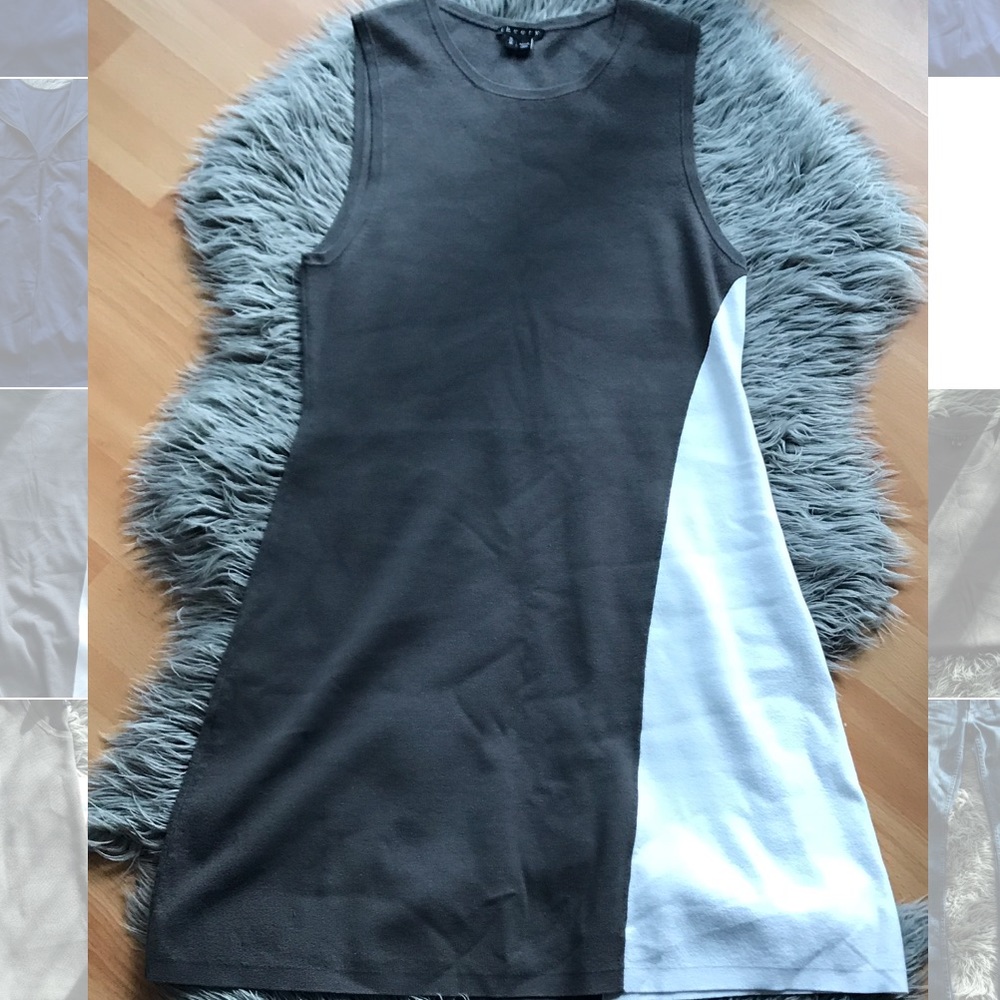 SALE💥 {Theory} Color Block Flare Dress